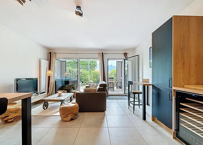 L'instant Paisible Daire Brison-Saint-Innocent